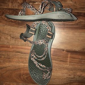 Sz 8 Chaco sandals with adjustable straps